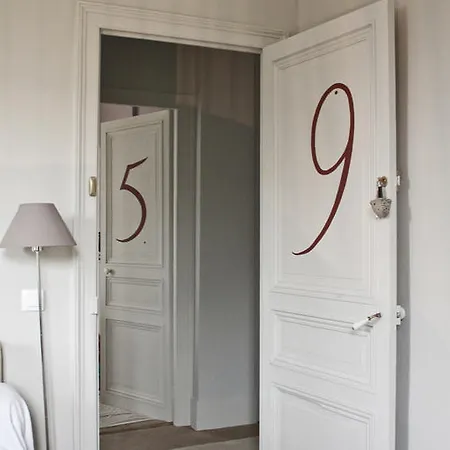 Chateau Les Parcs Fontaines